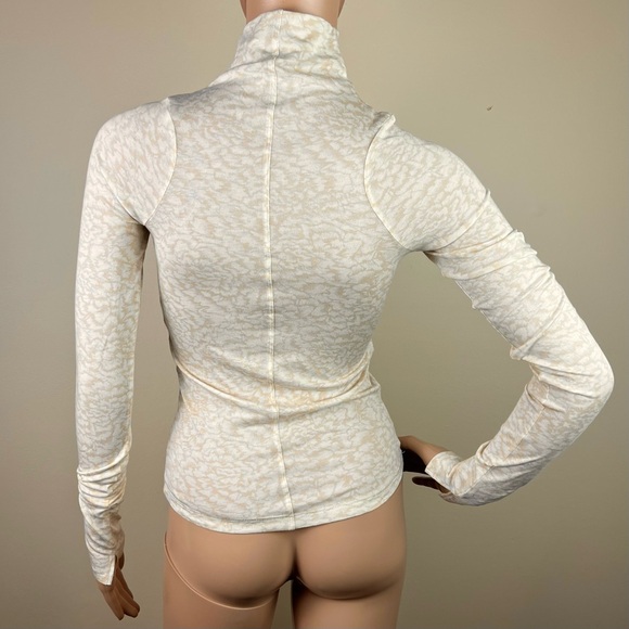 NEW RAG & BONE BEIGE PRINTED LONG SLEEVE TOP - Picture 5 of 5